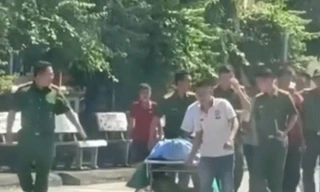 Học sinh lớp 11 dùng dao tấn công khiến nam sinh lớp 12 tử vong