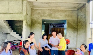 Quỹ Thiện Tâm hỗ trợ người dân Hà Tĩnh bị thiệt hại sau bão số 10