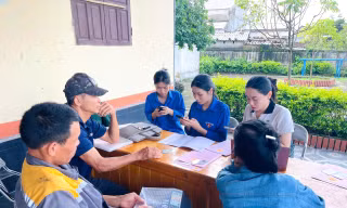 Thanh niên tích cực tham gia chiến dịch '90 ngày làm sạch dữ liệu đất đai'