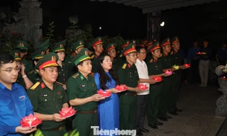 Tuổi trẻ Nghệ An thắp nến tri ân