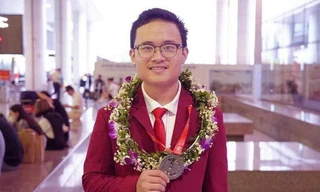 Nam sinh Hà Tĩnh giành Huy chương Vàng Olympic Toán quốc tế, từng là thủ khoa quốc gia từ lớp 10