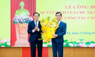 Tiến sĩ Nguyễn Văn Khoa làm Giám đốc Sở Giáo dục và Đào tạo Nghệ An