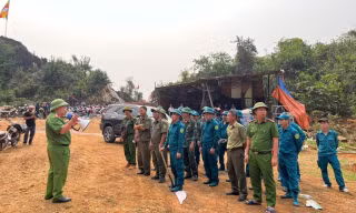 Huy động hơn 200 người, dùng flycam tìm thợ điêu khắc mất tích bí ẩn