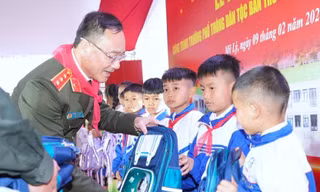 Bộ Công an khánh thành trường học ở vùng biên Nghệ An