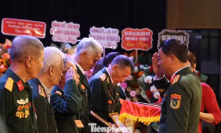 Ba thập kỷ lan tỏa nghĩa tình đồng đội của những người lính Sư đoàn 320