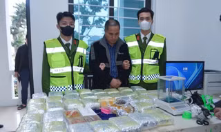 Cựu chủ tịch xã 'lạc lối' vì nhận ship 22kg ma túy