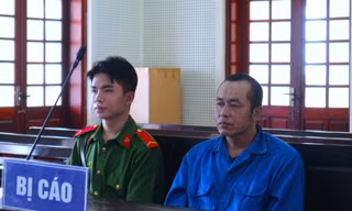 Cầm kéo đâm người tình sau phút mặn nồng vì bị đuổi khỏi nhà giữa đêm