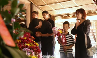 Vượt nghìn cây số về thăm quê Bác 