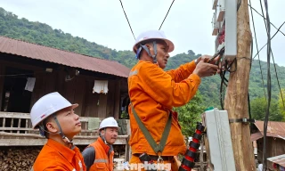 Chủ tịch Nghệ An: 'Ở đâu có dân, ở đó phải có điện'