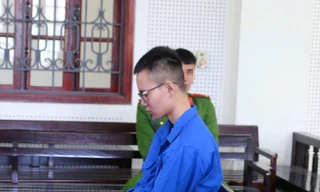 Cái chết bí ẩn của người bà và những giọt nước mắt muộn màng