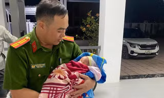 Bé trai sơ sinh bị bỏ rơi trên cầu trong đêm