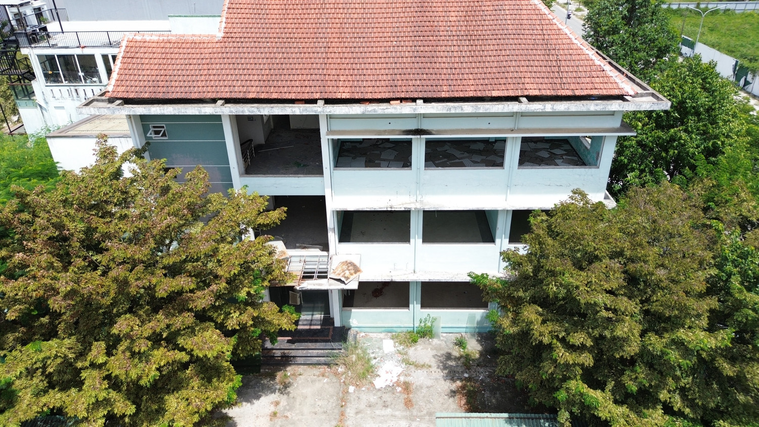 Công sở tại 'đất vàng' bị bỏ hoang sau 30 tháng bàn giao