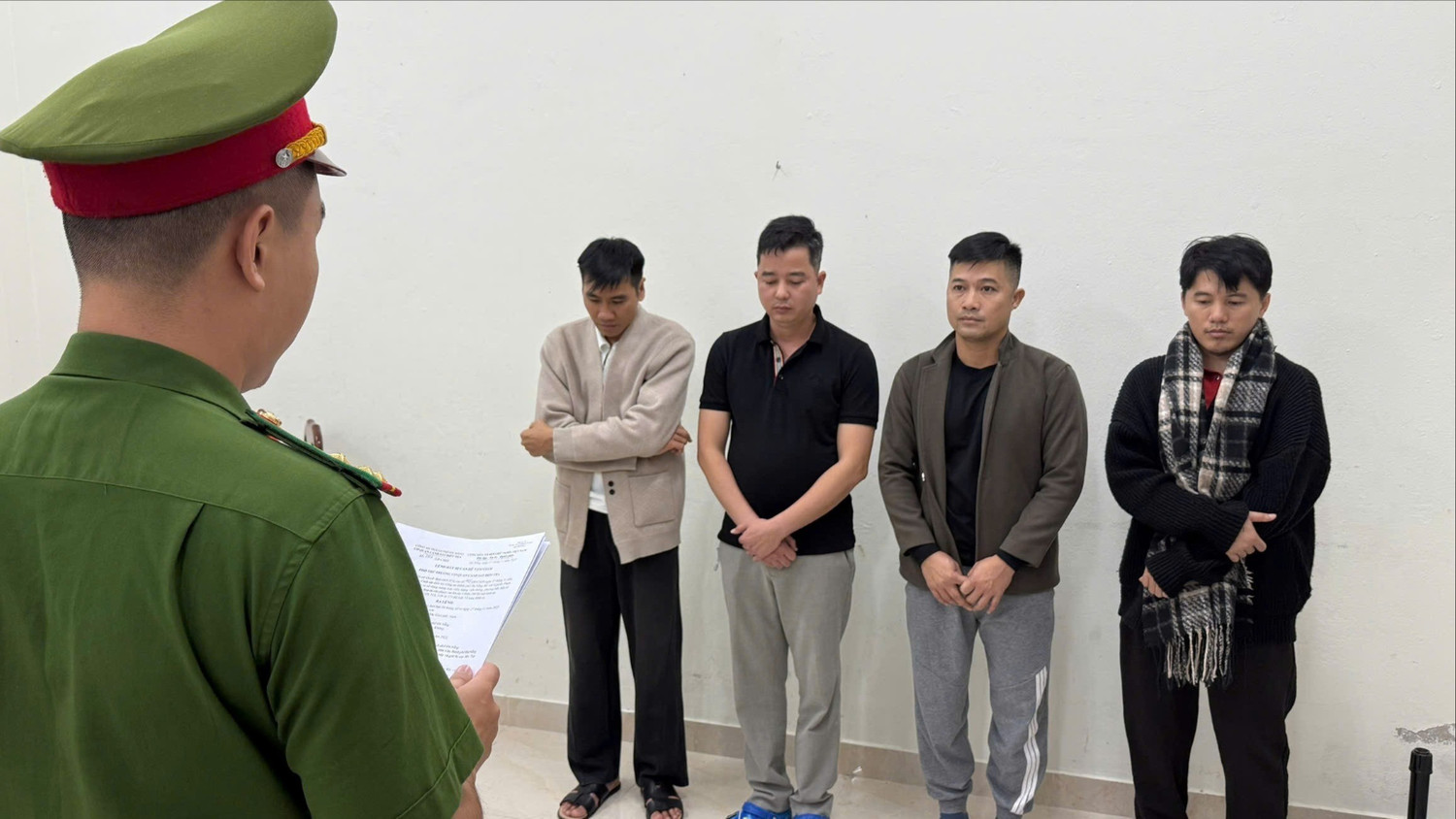 Những thủ đoạn nào khiến hơn 8.000 người sập bẫy đồng tiền ảo TOSI?