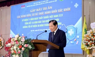 Kỷ niệm Ngày Thầy Thuốc Việt Nam và 10 năm thành lập Khối Sức Khỏe Hubt
