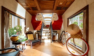 Ngỡ ngàng tàu du lịch 'Hà Nội 5 cửa ô', mọi thứ không chỉ là cái tên 