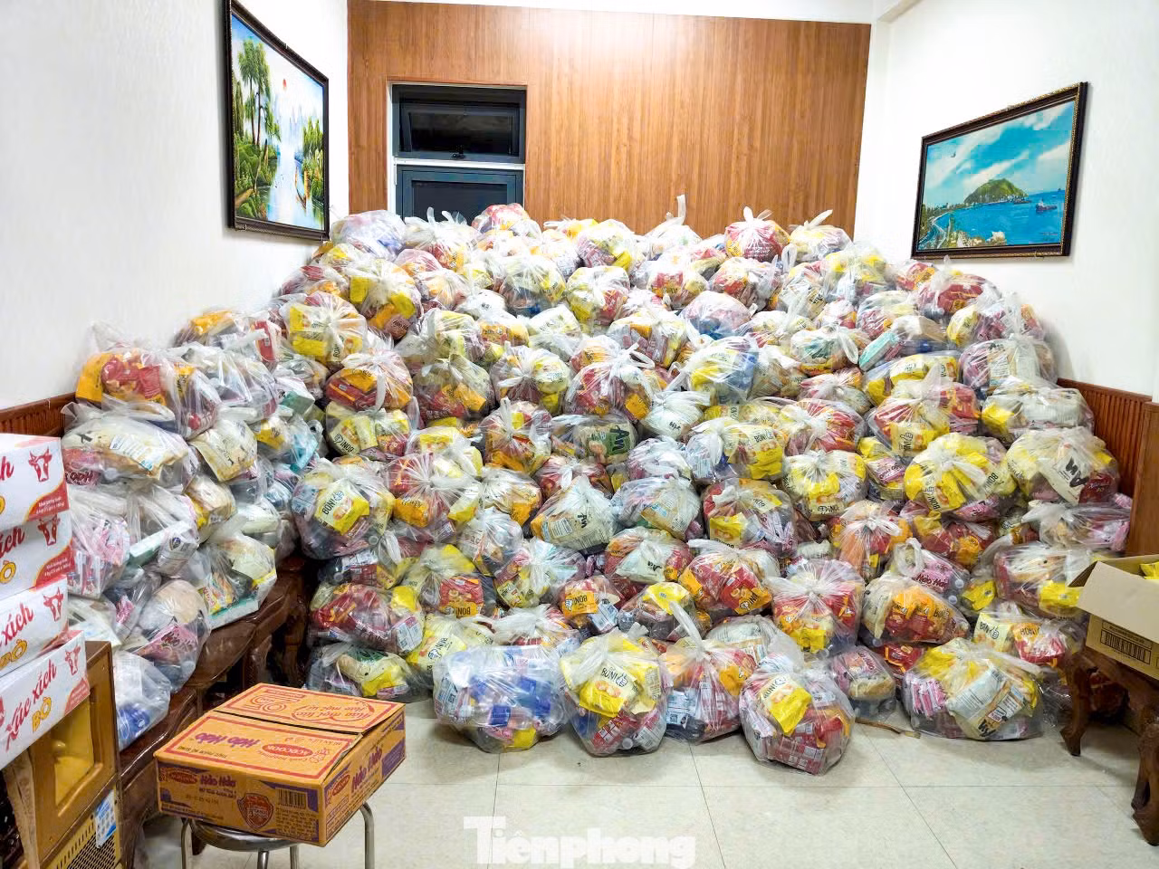 tp-traohangnghinsuatqua-14.jpg