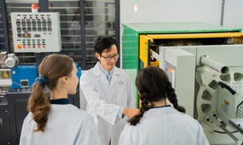 Đặt mục tiêu thu hút 500 nhà khoa học quốc tế 