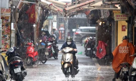 Không khí lạnh liên tục tăng cường, miền Bắc giảm nhiệt, vùng núi rét đậm