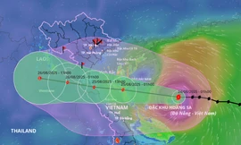 Bão tăng 4 cấp chỉ trong một ngày, vùng ảnh hưởng rất rộng lớn