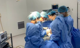 Hi hữu, bệnh nhân có tim nằm bên phải và nội tạng đảo ngược