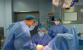 Khi nào trẻ cần can thiệp y khoa để xác định giới tính đúng?