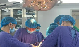 Nguy hiểm u thận khổng lồ: Dễ bỏ qua triệu chứng, khó cứu khi phát hiện muộn