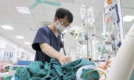 Nhiều ca bệnh nhiễm xoắn khuẩn nặng đe doạ tính mạng sau mưa lũ