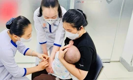 Thay đổi thời tiết, gia tăng trẻ mắc cúm