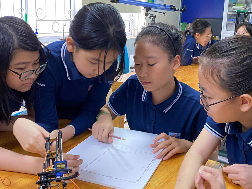 Năm học tới, học sinh lớp 6 học chương trình, SGK mới. 