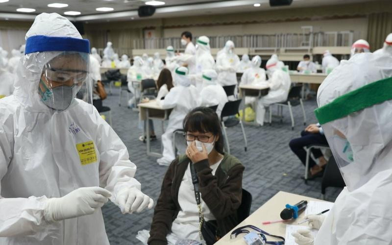 4.000 chuyên gia ở Bắc Ninh làm việc tại Bắc Giang, lo dịch lây lan trong cộng đồng