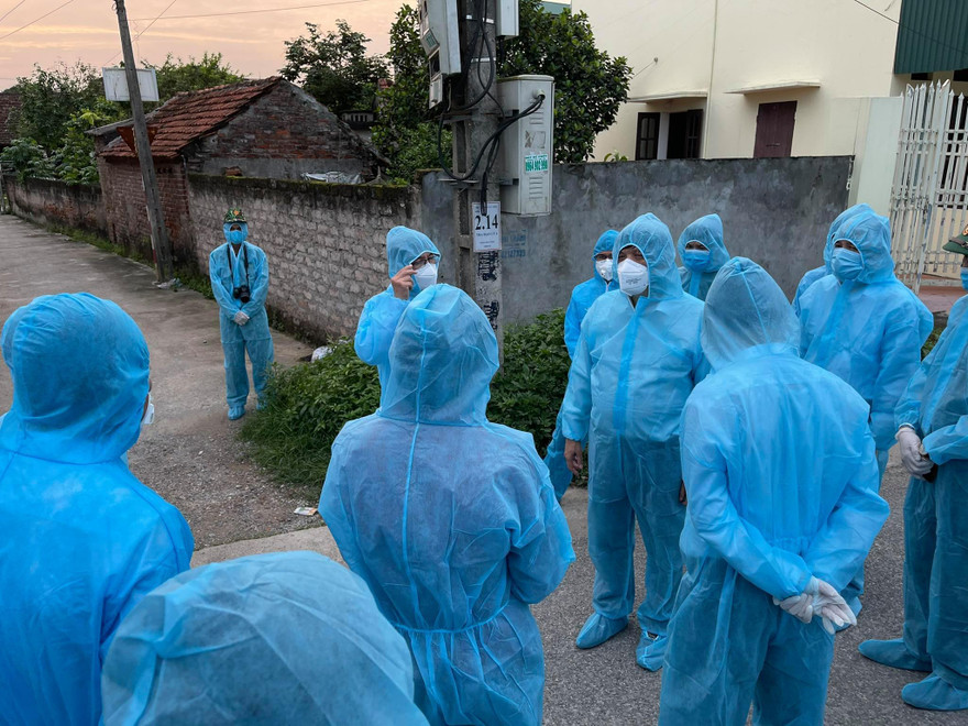 Bộ trưởng Y tế yêu cầu Hà Nam truy vết thần tốc, ngăn ngừa chuỗi lây nhiễm