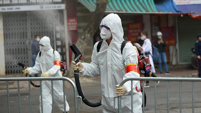 Một bác sĩ ở Hà Nội mắc COVID-19