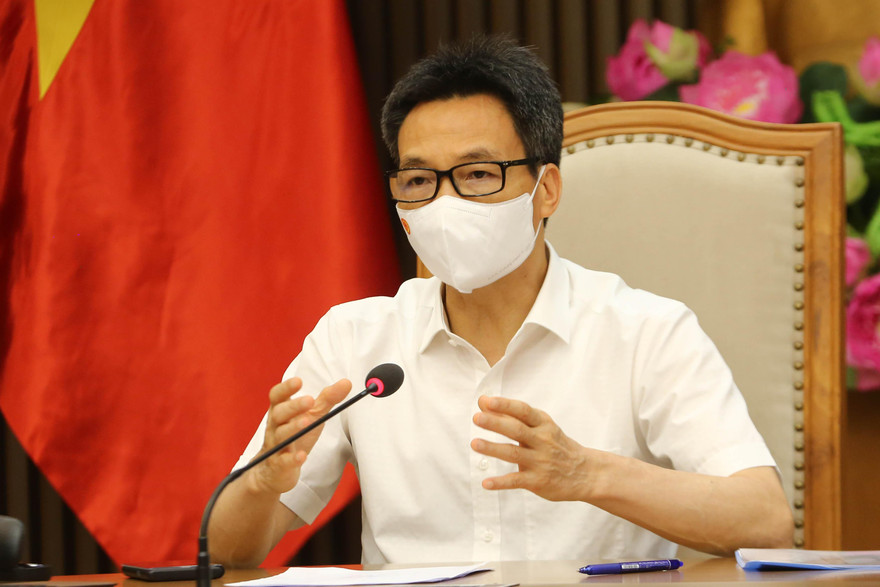 Phó Thủ tướng Vũ Đức Đam: Chuẩn bị kỹ lưỡng để sống chung an toàn với virus SARS-C0V-2