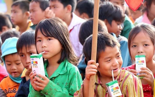 Đề xuất sinh con thứ 2 được tặng gần 9 triệu đồng