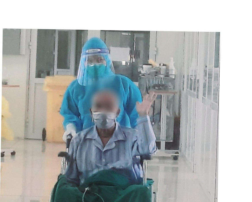 Bệnh nhân COVID-19 nguy kịch hồi phục ngoạn mục
