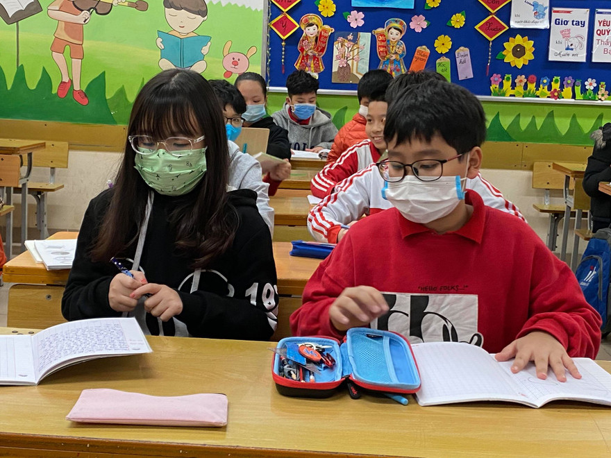 Học sinh có bố mẹ từ vùng dịch trở về được nghỉ học 