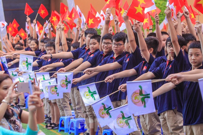 Trường Marie Curie và một số trường đã thông báo lùi lịch học năm mới.