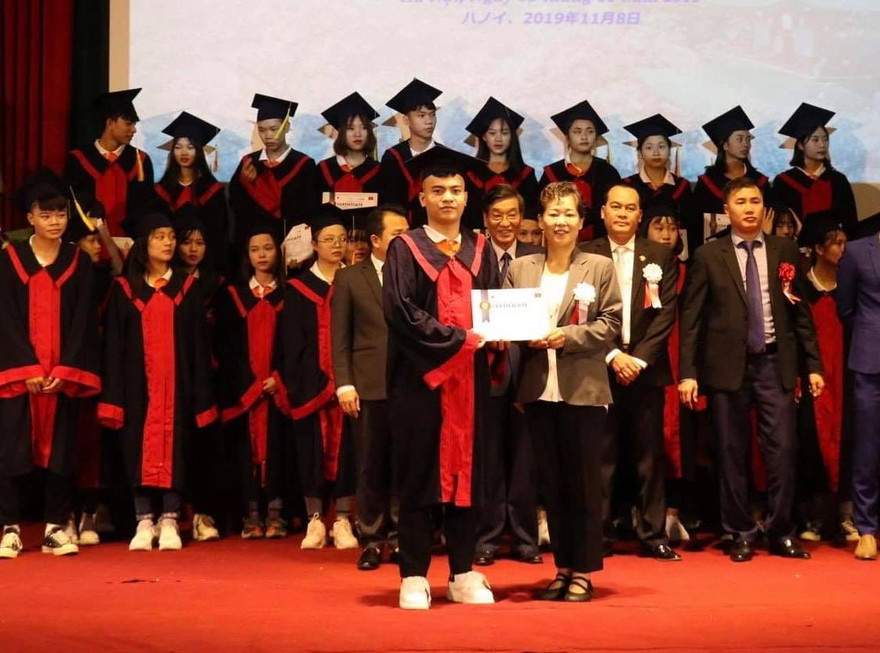 Hình ảnh tại lễ trao học bổng