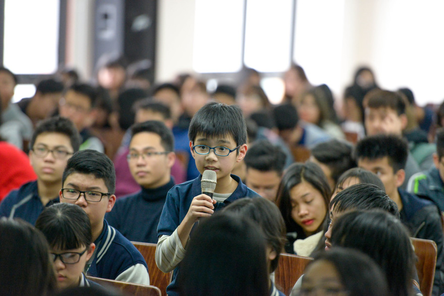 Học sinh nhỏ tuổi cũng hào hứng tham gia hội thảo tư vấn du học