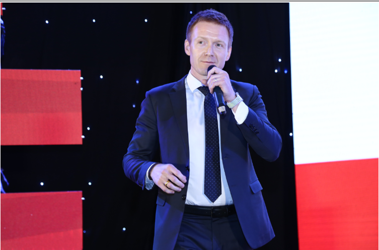 Ông Travis Stewart – Phó Tổng Giám đốc của Egroup (đơn vị chủ quản của Apax English)