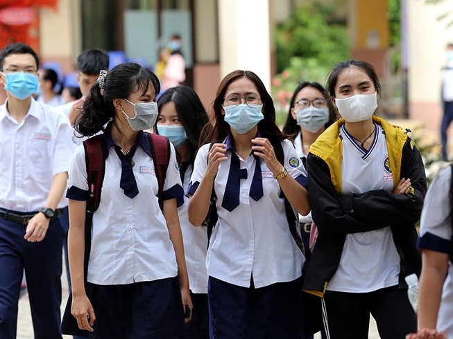 Dự thảo quy chế thi tốt nghiệp THPT 2021: Giữ ổn định, giao cho địa phương tổ chức.