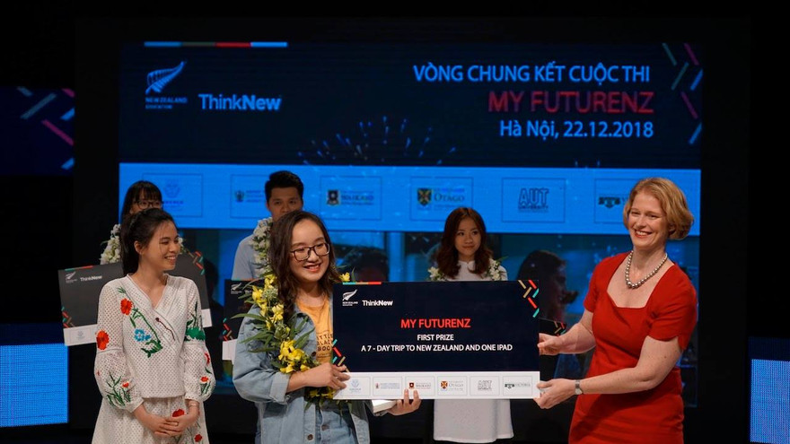 Sinh viên Ngoại Thương giành giải Nhất cuộc thi 