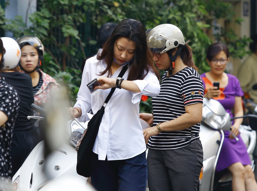 Bộ GD&ĐT cho rằng, hệ thống các cơ sở giáo dục rất cần sự quan tâm, hỗ trợ và các giải pháp cụ thể để từng bước khắc phục hậu quả đồng bộ từ Chính phủ.