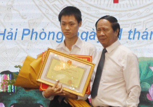Hải Phòng thưởng 500 triệu cho học sinh giành Huy chương Vàng Olympic quốc tế.