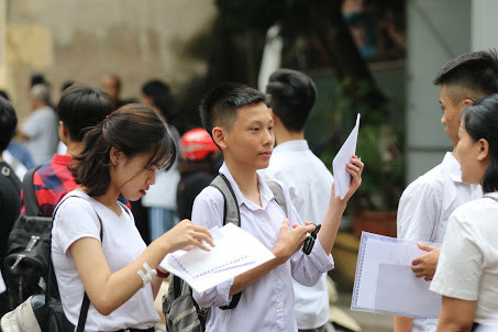 Hà Nội sẽ điều chỉnh lịch thi tuyển lớp 10 khi học sinh đi học trở lại 