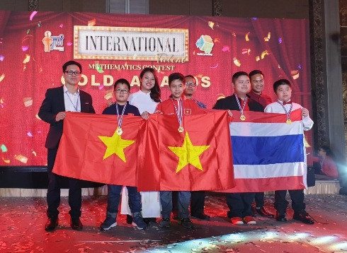 Học sinh Hà Nội tham dự cuộc thi tại Thái Lan