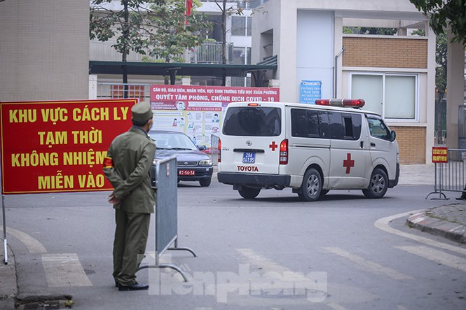Trường tiểu học Xuân Phương (Hà Nội), nơi cách ly 80 học sinh, giáo viên F1. (ẢNH: DUY PHẠM).