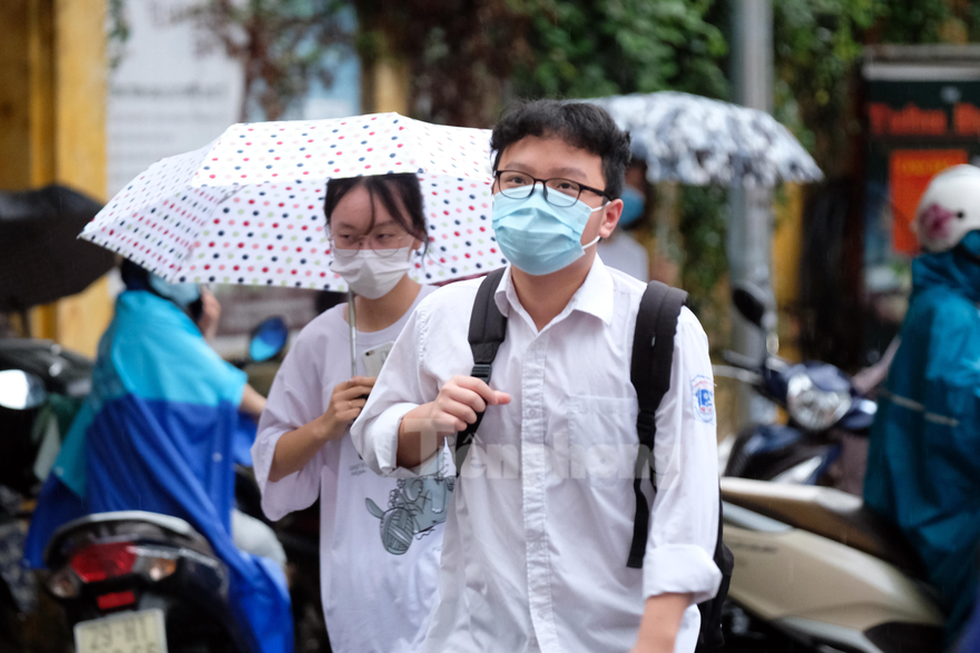 Dự kiến điểm chuẩn lớp 10 của Hà Nội tăng từ 2 - 3 điểm