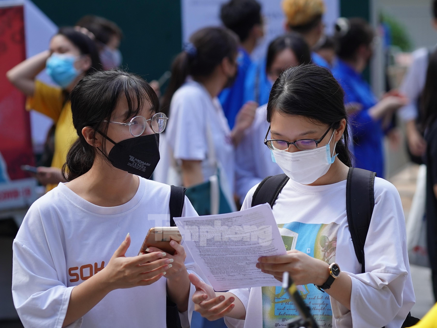 Điểm chuẩn ĐH Kinh tế Quốc dân cao nhất 28,30 điểm