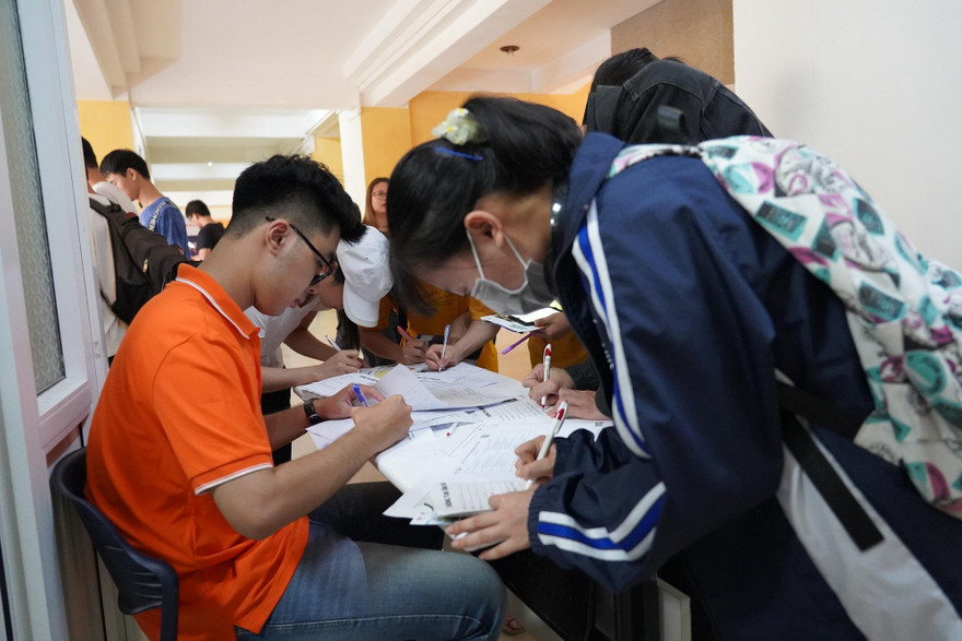 Các trường, khoa thuộc Đại học Quốc gia Hà Nội công bố điểm chuẩn đánh giá năng lực